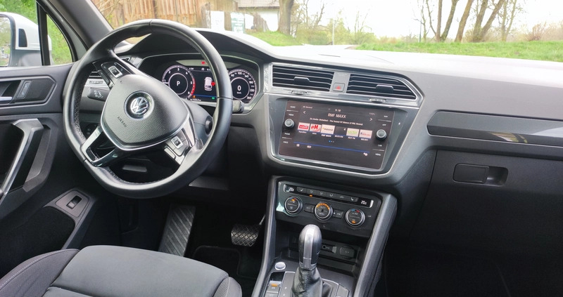 Volkswagen Tiguan cena 108900 przebieg: 180000, rok produkcji 2019 z Kraków małe 379